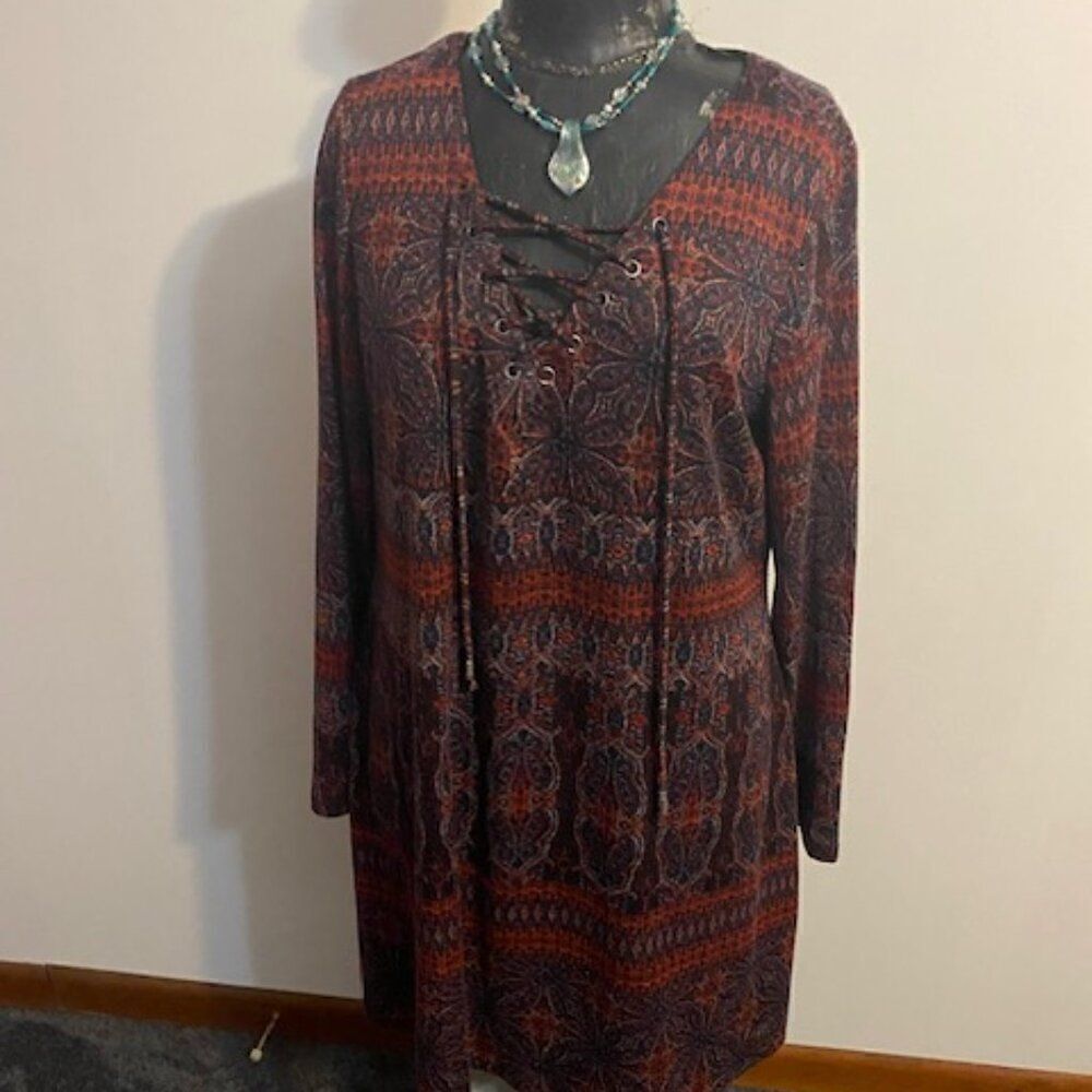 Versona Red/Blue Aztec Pattern V-neck 1/4 tie dress, size XL